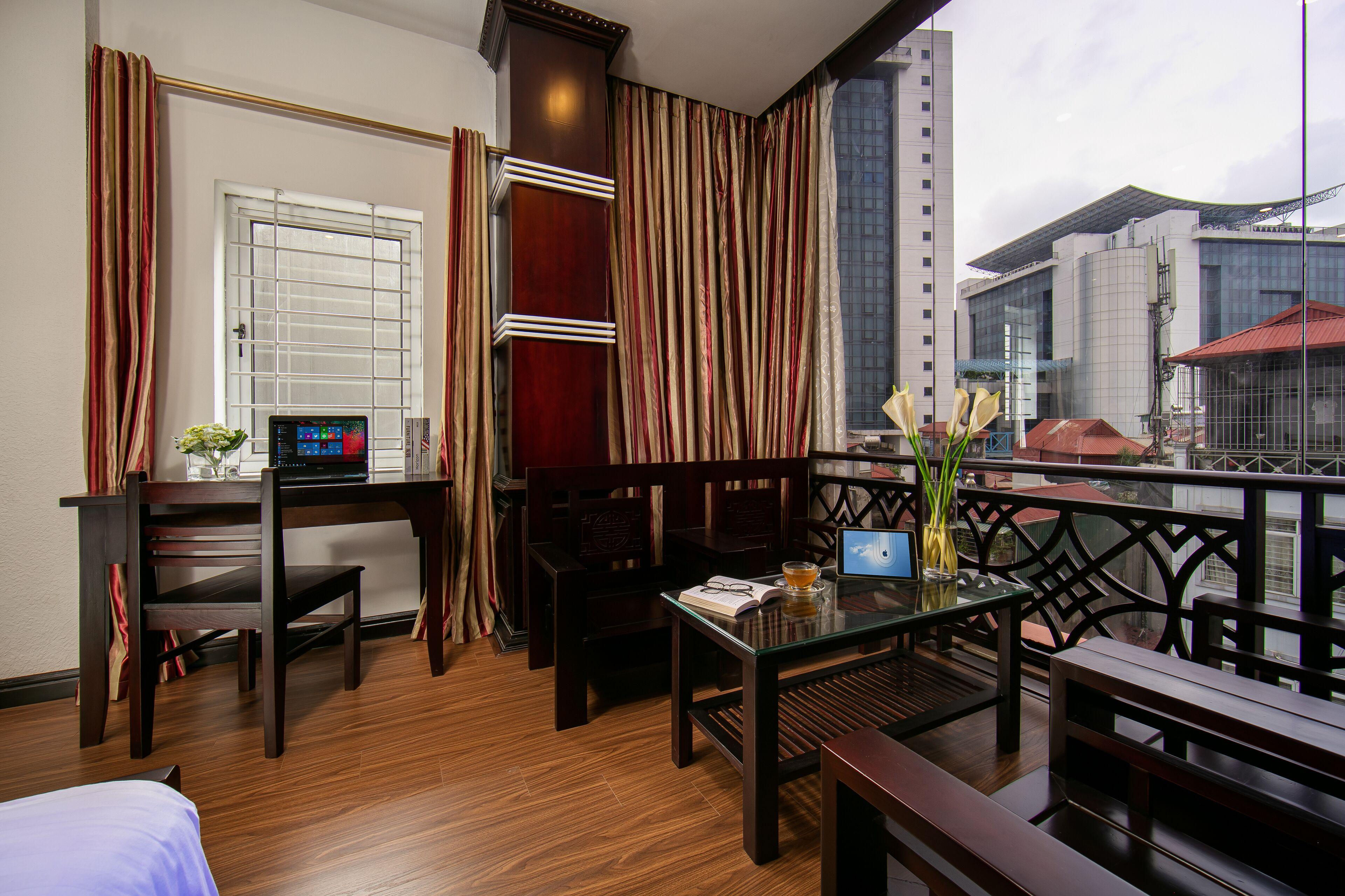 Duc Trong Hotel — Photos 1